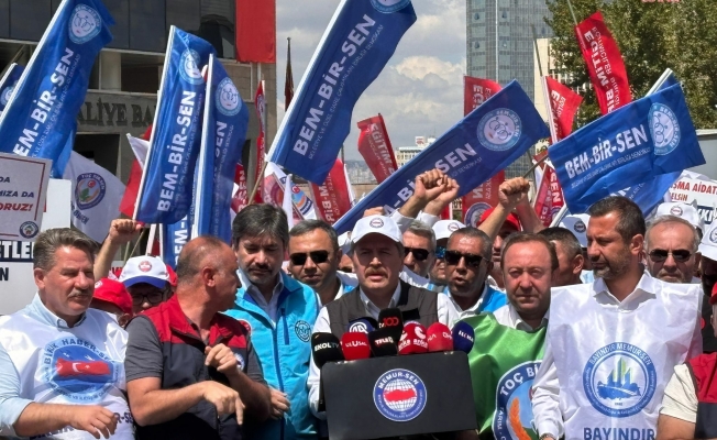 Memur-Sen Genel Başkanı Ali Yalçın: “ Memur enflasyonun sebebi değil, mağdurudur, bunun da müsebbibi Maliye Bakanı'dır.”