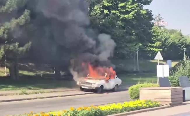 TBMM önünde araç yakma eylemi... İçişleri Bakanlığı: "Şahsın ÖTV indirimi beklediği, indirim çıkmadığı gerekçesiyle aracını yaktığı belirlenmiştir"