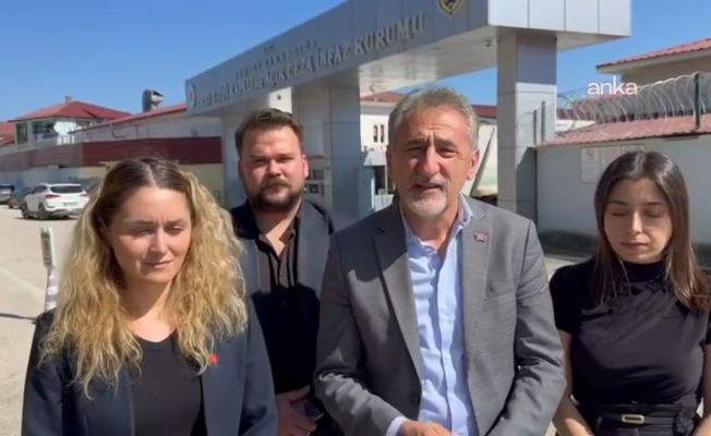 CHP'li Adıgüzel, emekli Albay Özeller'i cezaevinde ziyaret etti: "Halkı kin ve düşmanlığa sevk edeni arıyorsanız başkanlarımızı içeriye tıkan savcılarınız da arayın"