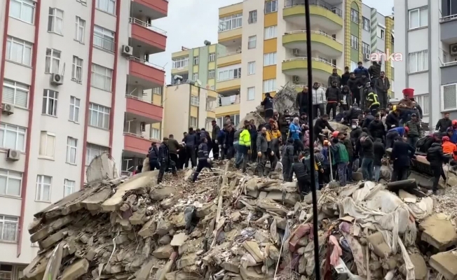 Deprem davasında Allah'a küfreden tutuklu müteahhit hakkında soruşturma başlatıldı