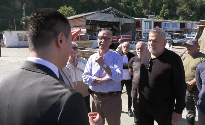 Rize’de yerel balıkçılardan kafes balıkçılığına karşı denizde 9 saatlik eylem