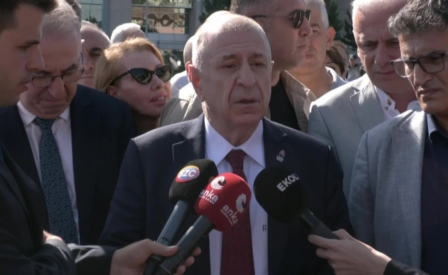 Ümit Özdağ: "Anayasa'nın siyasi partilerin varlığını güvence altına alan maddelerinin savunulmasında Zafer Partisi, CHP'nin yanında olacaktır"