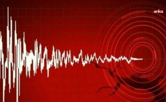 AFAD: Marmara Denizi'nde Marmaraereğlisi Tekirdağ açıklarında 5 büyüklüğünde deprem oldu
