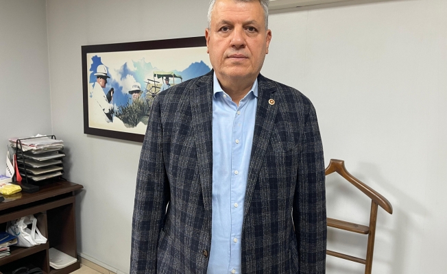 Ayhan Barut’tan faiz darbesine sert tepki  “Tarımsal üretim kredi faizlerindeki tarihi yanlıştan dönülsün” Ayhan Barut’tan faiz darbesine sert tepki  “Tarımsal üretim kredi faizlerindeki tarihi yanlıştan dönülsün”