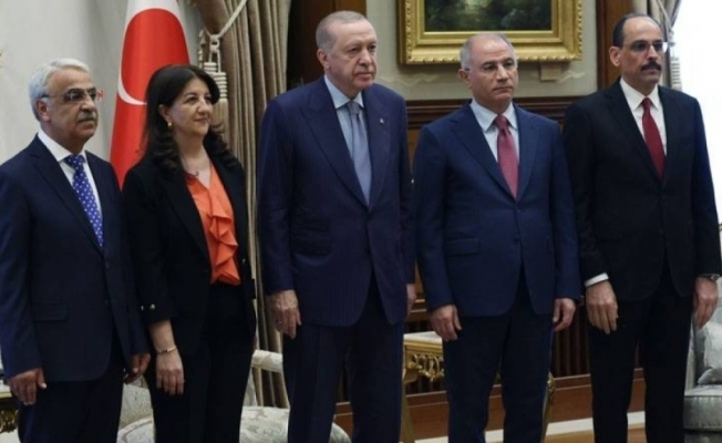 İmralı heyeti-Erdoğan görüşmesinin saati belli oldu İmralı heyeti-Erdoğan görüşmesinin saati belli oldu