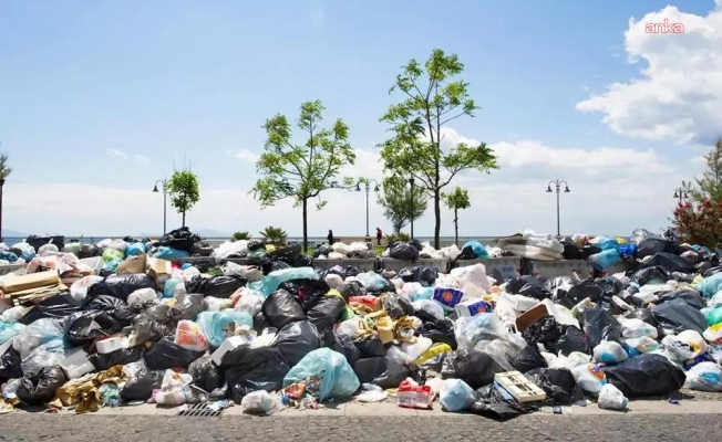 İtalya'da atık operasyonu: Türkiye’ye yasa dışı olarak gönderilmek istenen 370 ton atık ele geçirildi