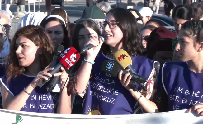 Terör örgütü PKK lideri Abdullah Öcalan’ın özgürlüğünü talep eden 250 kadın Diyarbakır'dan Ankara'ya yürüdü