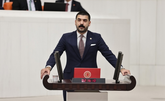 CHP’li Gökçek: “Bu Ölüm, Milli Eğitim Bakanlığı’nın Üzerinde Kara Bir Gölge Gibi Düşmüştür”