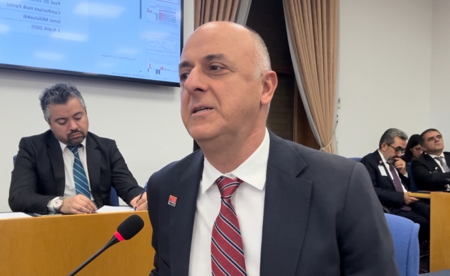 CHP’li Özlale: “Cumhurbaşkanlığını hizmet alım giderleri 7 bakanlığın toplamından fazla”