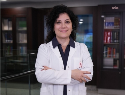 Fizik Tedavi ve Rehabilitasyon Uzmanı Prof. Dr. Cemeroğlu: "Kemik erimesi sessiz ilerliyor: ilk belirti bir kırık olabilir"