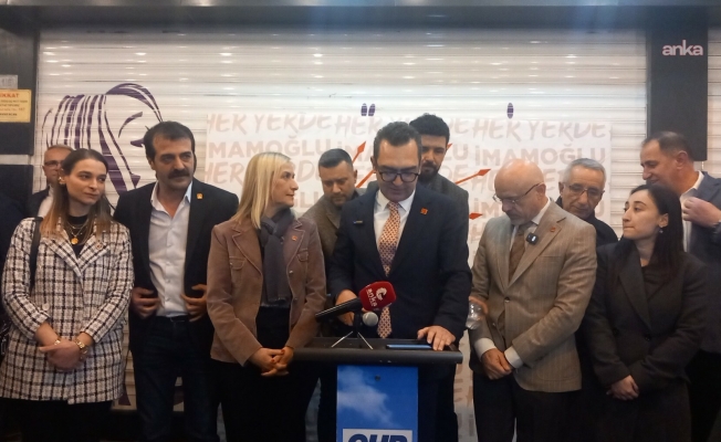 Bafra'da emeklilerden protesto: "Ben niye gariban oluyorum?"