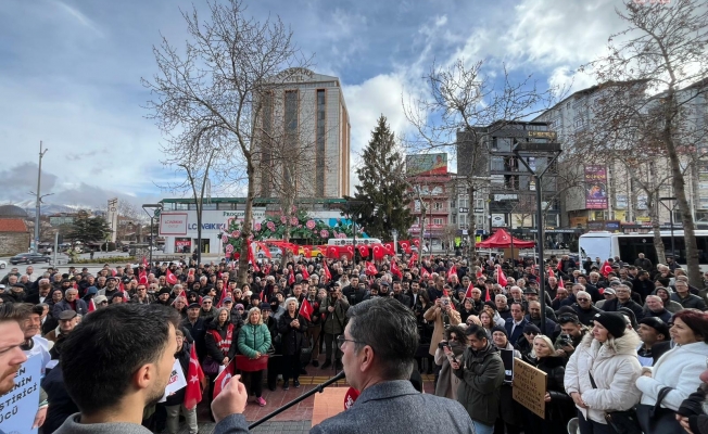 CHP'li Halıcı: "Geçiş garantili yol ve köprülere, faiz ödemelerine kaynak var; emekliye yok"