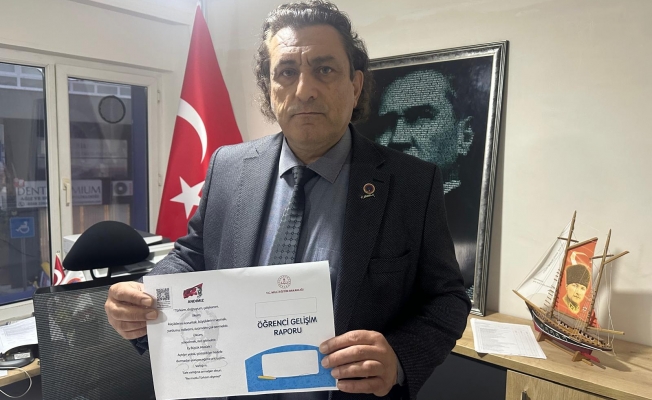 Eğitim-İş Sinop Şubesi'nden MEB'e 'Öğrenci Gelişim Raporu' tepkisi: "Bu ülkenin kurucusu lideri Gazi Mustafa Kemal Atatürk'tür. Artık bunu içinize sindirin”
