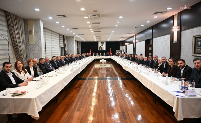 Mansur Yavaş ve CHP'li 15 ilçe belediye başkanından ortak açıklama: “Yetkiyi milletten alırız, hesabı yine millete veririz”