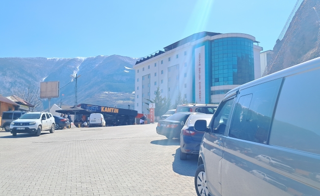 Artvin'de hastanenin taşınmasına tepki: Bu durum esnafı ciddi şekilde etkileyecek