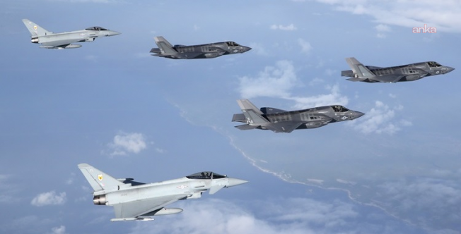 İngiltere Savunma Bakanlığı: "Typhoon ve F-35 jetleriyle, Katar, Kıbrıs, BAE, Ürdün ve Bahreyn üzerinden görev uçuşları gerçekleştirildi"