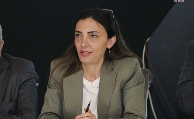 Mustafa Bozbey'in gözaltına alınması... Nurhayat Altaca Kayışoğlu, vatandaşları Bursa Büyükşehir Belediyesi önünde toplanmaya davet etti