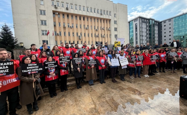 Öğretmen Fatma Nur Çelik’in için Rize'de eylem: Okullarda ölmek istemiyoruz