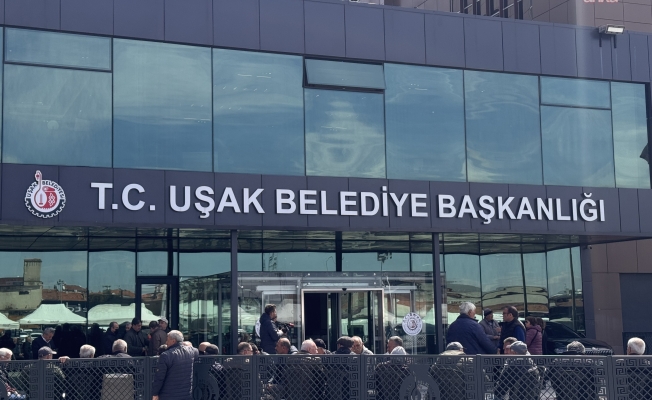 Özkan Yalım'ın gözaltına alınması... CHP Uşak Milletvekili Ali Karaoba: "Direnmeye devam edeceğiz"