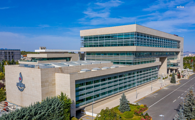 AYM, cinsiyet değişikliğinde mahkeme izni şartını Anayasa’ya uygun buldu