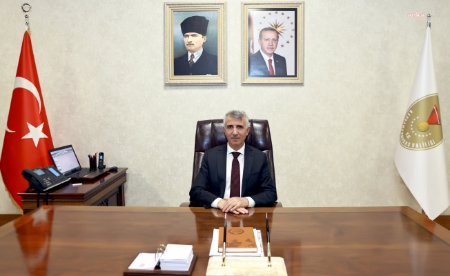 Kahramanmaraş'ta orta okulda silahlı saldırı... Kahramanmaraş Valisi Ünlüer: "4 kişi vefat etti, 20 yaralı var. Saldırgan da vefat etti"