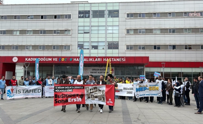 Sağlık durumları: Randevu bulamayan, bulsa da beş dakika sıkıştırılmış bir muayeneye mahkum edilen halkın biriken öfkesi, gerçek sorumlulara değil, karşı karşıya kaldığı hekimlere ve sağlık çalışanlarına yönelmektedir