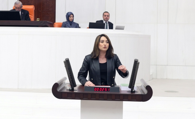 CHP Bartın Milletvekili Av. Aysu Bankoğlu, 19 Mayıs Atatürk’ü Anma, Gençlik ve Spor Bayramı sebebiyle basın açıklamasında bulundu.