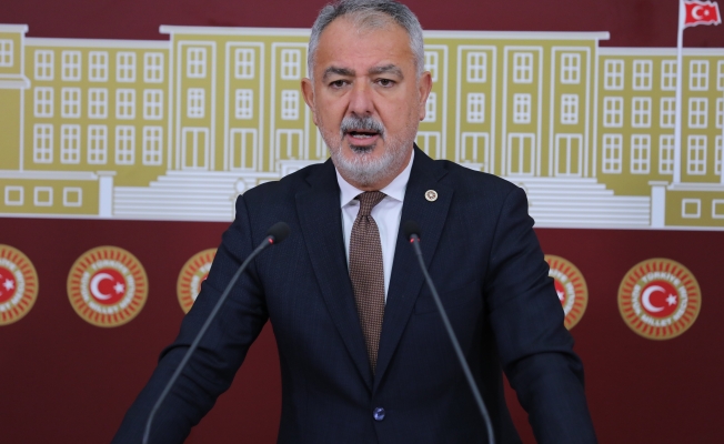 Cumhur Uzun: “Sahte belgeyle çalışan Afgan işçiler işten atıldıysa onları işe kim aldı?”