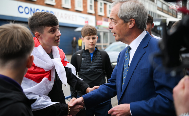 İngiltere’de yerel seçimlerde göçmen karşıtı Reform UK birinci parti oldu