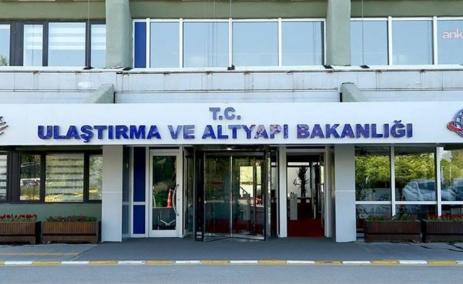 Kar yağışı nedeniyle Uşak-Afyonkarahisar ve Afyonkarahisar-Ankara karayolu ağır tonajlı araçlara kapatıldı