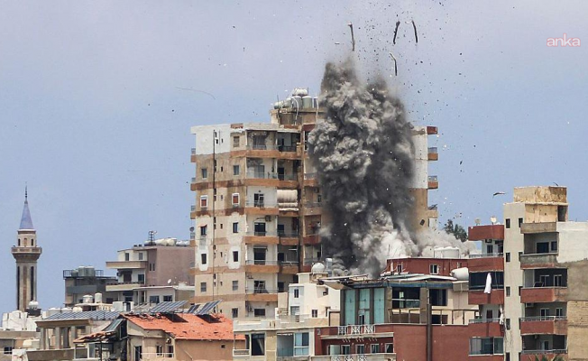 İsrail'in, Lübnan'ın Sur kentine düzenlediği hava saldırısında 8 kişi öldü
