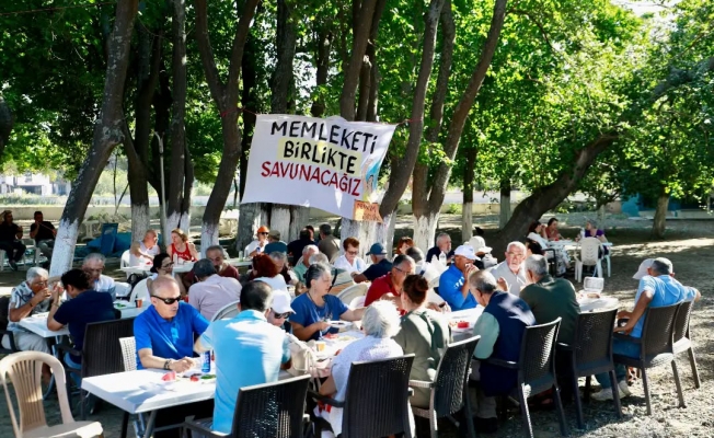 SOL Parti Burhaniye İlçe Başkanı Yüzer'den NATO Zirvesi açıklaması: "Türkiye’yi Trump’a ve NATO’ya teslim hazırlığı yapıyorlar"