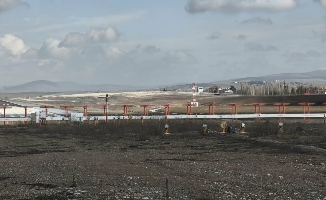 Yavuzyılmaz'dan Esenboğa'daki 3. piste ilişkin açıklama: "Uçaklar yeni piste neredeyse hiç inemiyor"