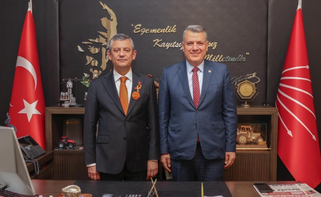 Ayhan Barut’tan Özgür Özel çağrısı  “Seçilmiş Genel Başkanımızı Adana bağrına basacak”