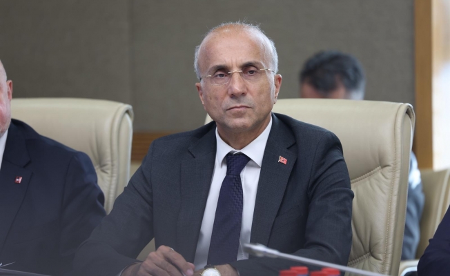 Aşkın Genç: “Vatandaşın cüzdanını soğuttular, market etiketini soğutamadılar