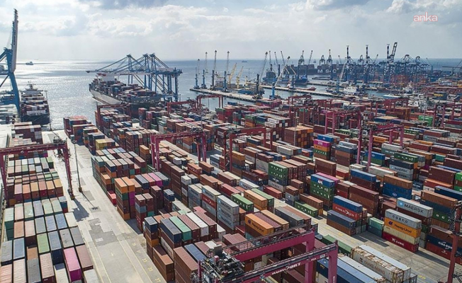 TÜİK: Dış ticaret açığı bir önceki yılın aynı ayına göre yüzde 13,6 artarak 6 milyar 463 milyon dolardan, 7 milyar 343 milyon dolara yükseldi
