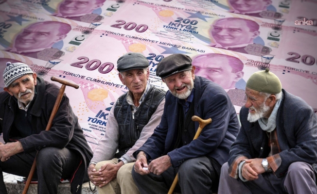 Emekli maaşlarına düzenleme hazırlığı…Prof. Dr. Hakkı Hakan Yılmaz: “Mevcut koşullarda bu artışlar şüphesiz ki yeterli olmayacaktır”