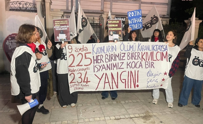 Kadıköy'de kadın cinayetleri açıklaması: Gerçekler karanlıkta bırakılıyor ve adalet arayan kadınlar susturulmak isteniyor