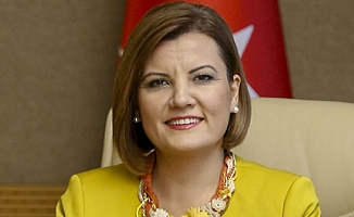 CHP'li Fatma Kaplan, AKP'nin yolsuzluklarını belgelerle açıkladı
