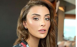 Özge Ulusoy'dan seçim açıklaması: Şerefli bir evladı olarak..