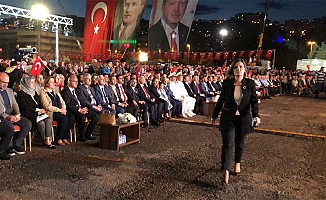 Erdoğan'ın konuşması sırasında protesto: ''CHP'liler ve İyi Partililer programı terk etti''