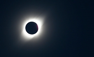 Yılın ikinci Güneş tutulması gerçekleşti (Kehribar Güneş tutulması)