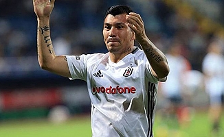 Beşiktaş ayrılığı resmen açıkladı