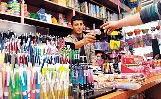 Kırtasiye el yakıyor: '3 çocuk yaptık çok pişmanız'