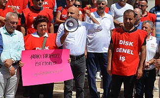 ''Mahir Polat'tan Aliağa Belediyesi'nden çıkarılan işçilere büyük destek''