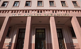 Bakanlık, tutuklu gazetecileri sayamamış