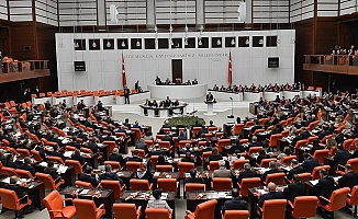 AKP'den geri adım! 'Güvenlik soruşturması' kanun teklifinden çıkarıldı
