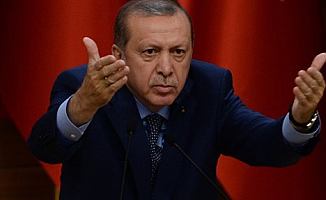 AKP'li Cumhurbaşkanı Erdoğan, eski yol arkadaşlarını dolandırıcılıkla suçladı