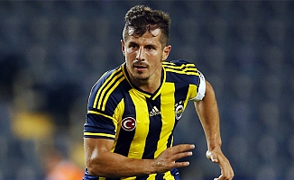 Emre Belözoğlu'ndan Kruse ve Muriqi'ye övgü