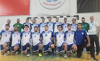 Seyhanlı Hentbolcular devreyi mutlu kapadı